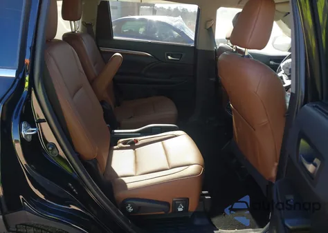 2019 Toyota Highlander Limited z USA, uszkodzony, nr VIN 5TDDZRFH9KS738324